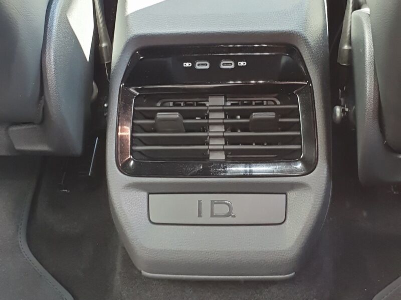 More views of Volkswagen ID.4