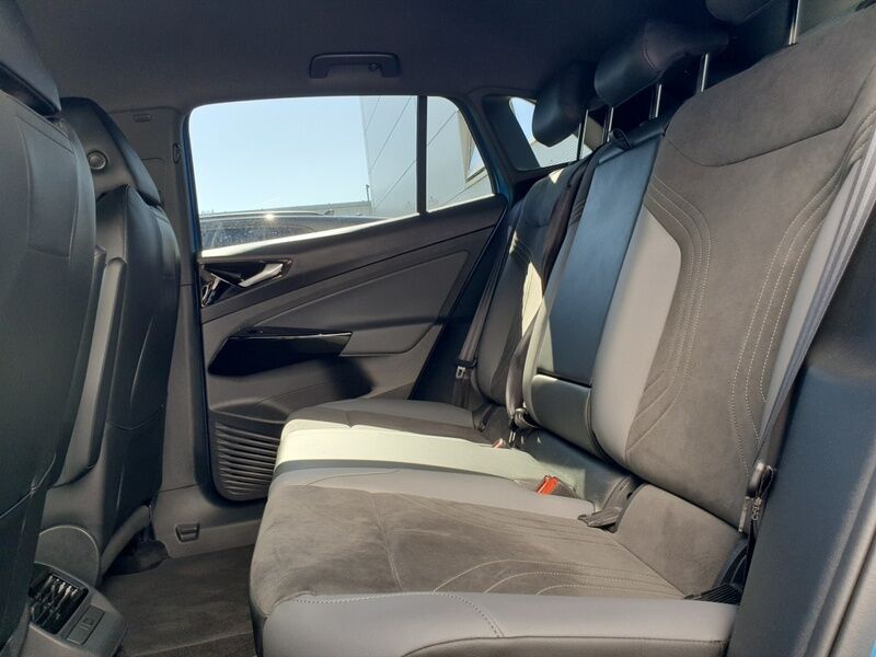 More views of Volkswagen ID.4