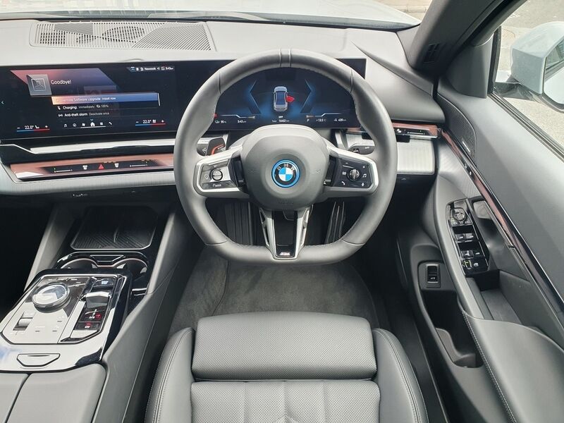 More views of BMW i5