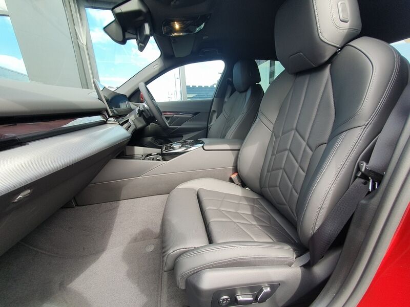 More views of BMW 5-Series