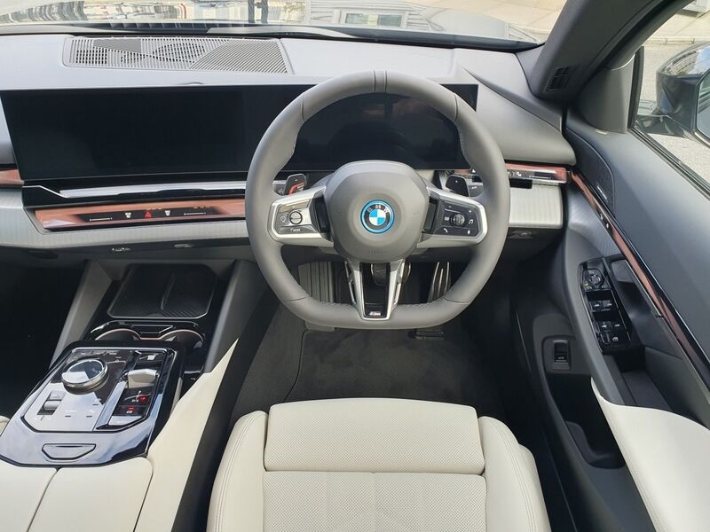 More views of BMW 5-Series