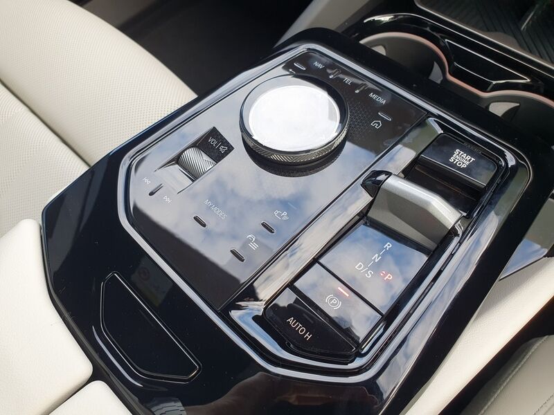 More views of BMW 5-Series