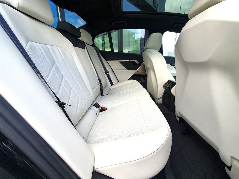 More views of BMW 5-Series