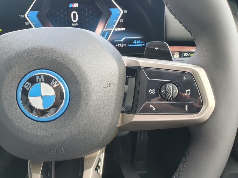 More views of BMW 5-Series