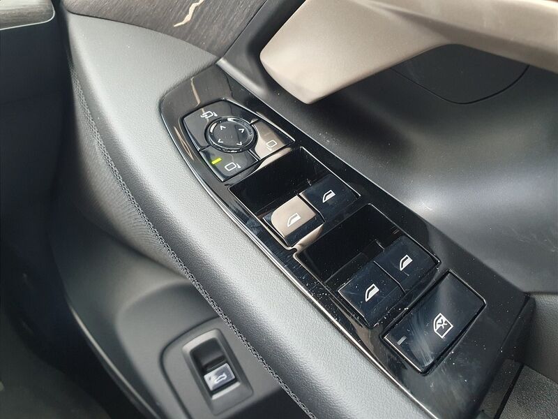 More views of BMW 5-Series