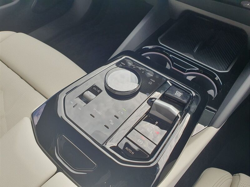 More views of BMW 5-Series