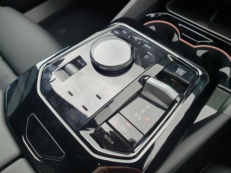 More views of BMW 5-Series