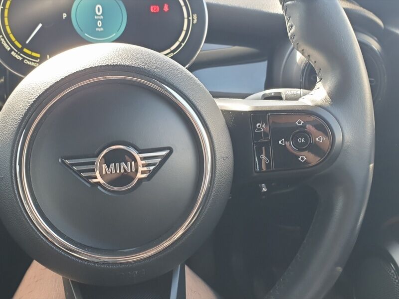 More views of Mini Cooper