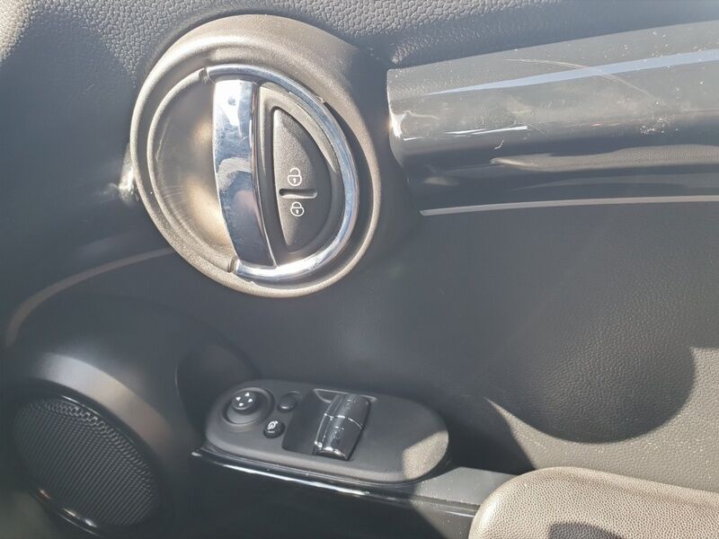 More views of Mini Cooper