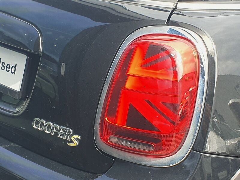 More views of Mini Cooper