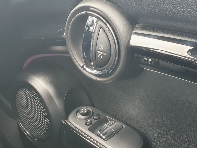 More views of Mini Cooper
