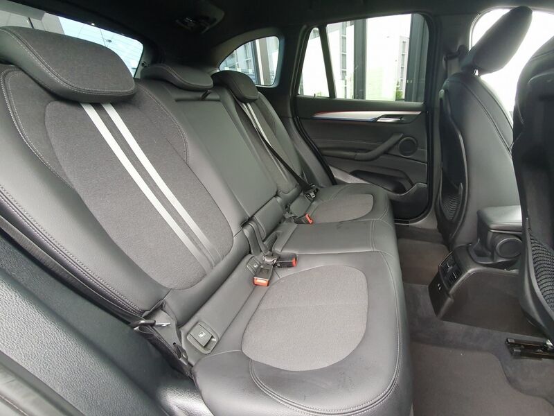 More views of BMW X1