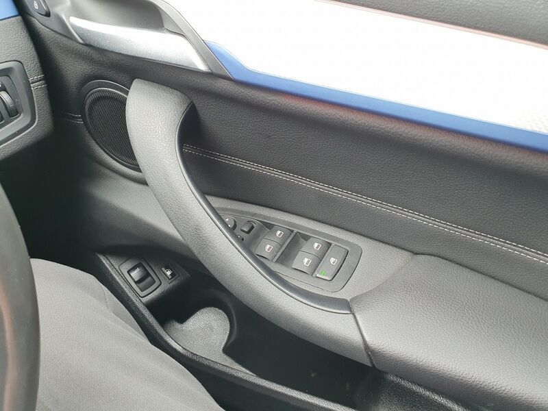 More views of BMW X1