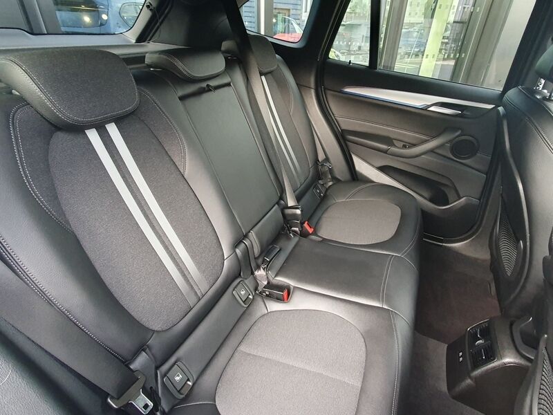 More views of BMW X1