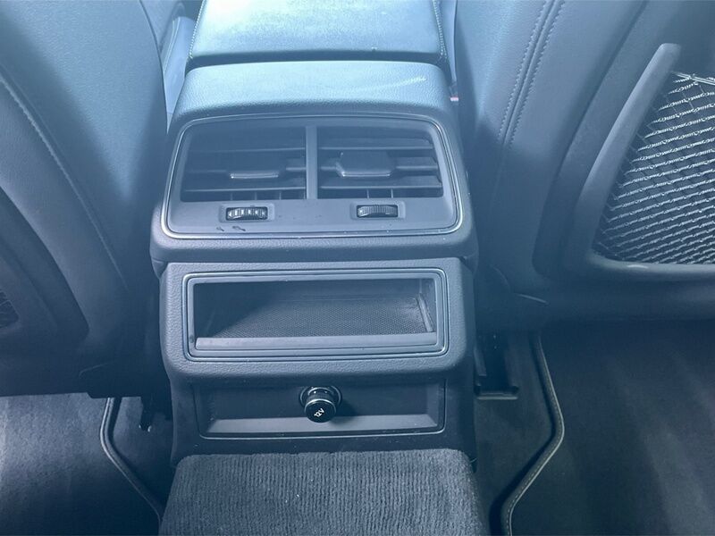 More views of Audi A6