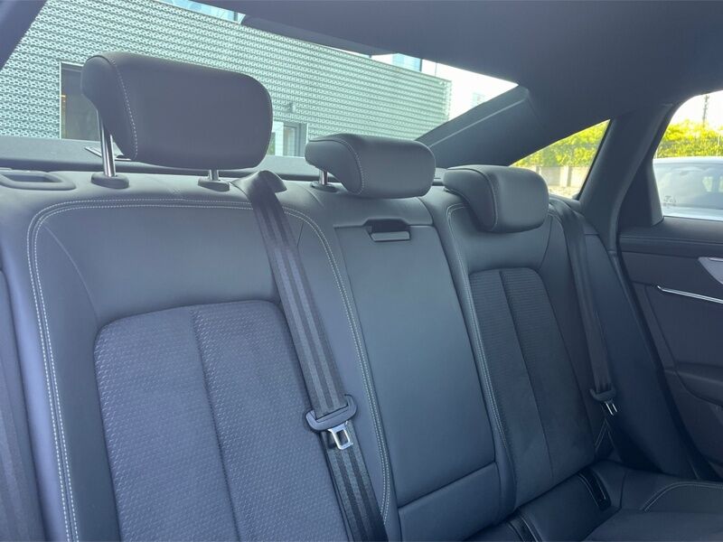 More views of Audi A6