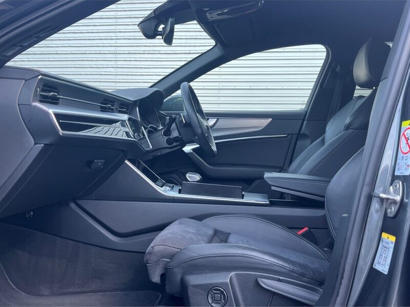 More views of Audi A6