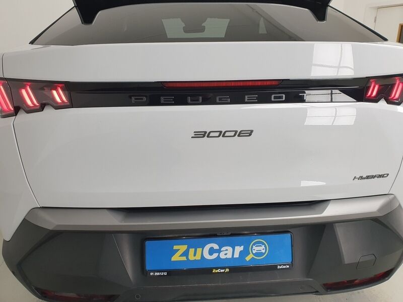 More views of Peugeot 3008