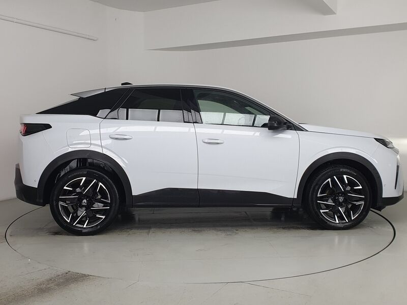 More views of Peugeot 3008