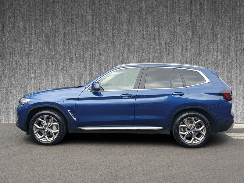 More views of BMW X3