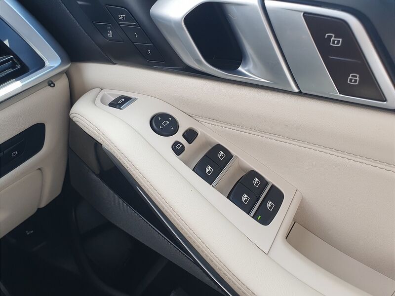 More views of BMW X5
