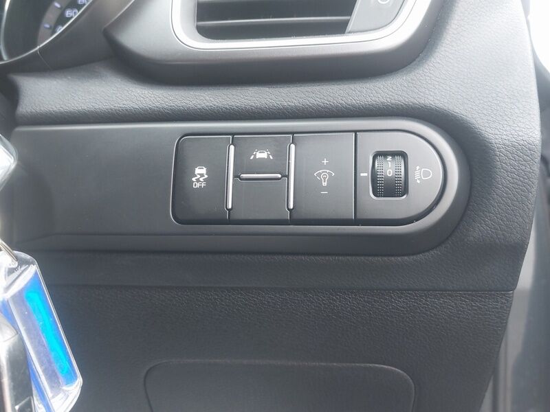 More views of Kia Ceed