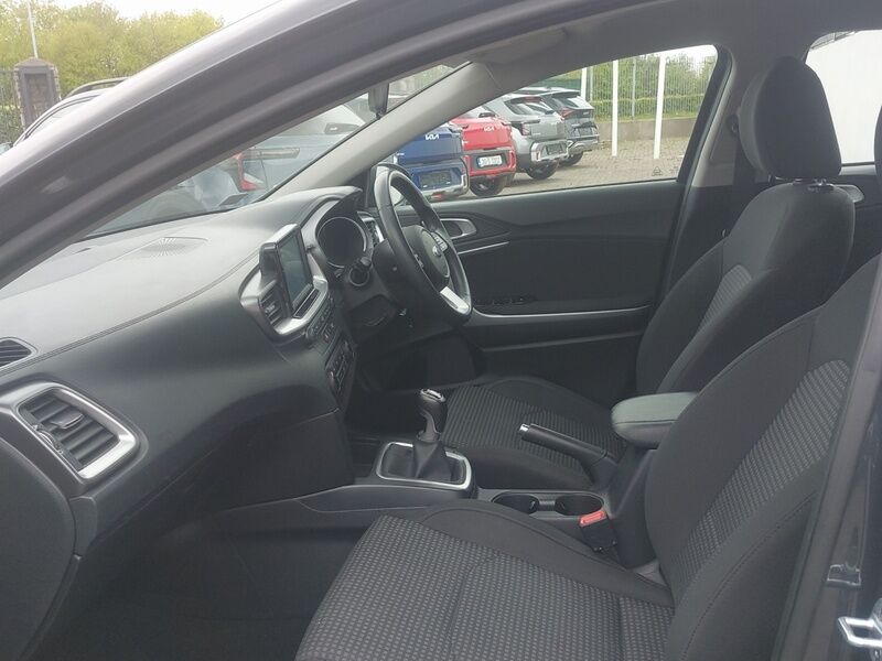 More views of Kia Ceed