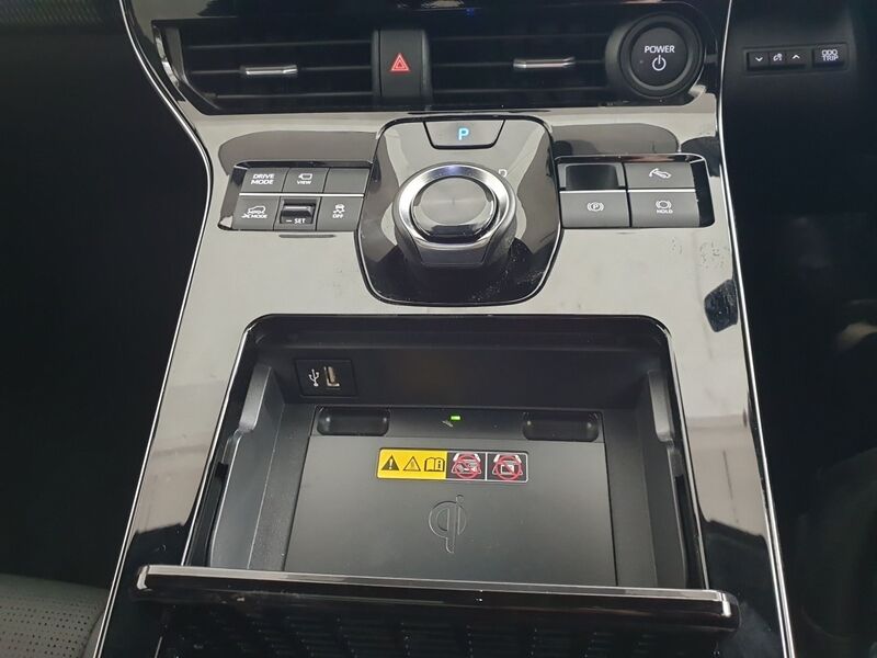 More views of Subaru Solterra