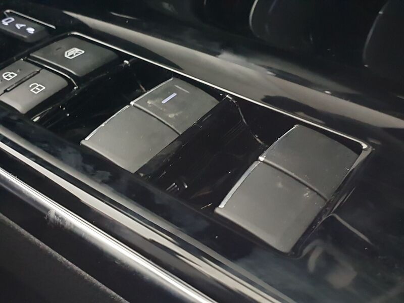 More views of Subaru Solterra
