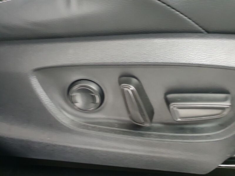 More views of Subaru Solterra
