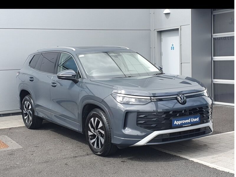 More views of Volkswagen Tayron