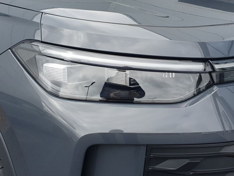 More views of Volkswagen Tayron
