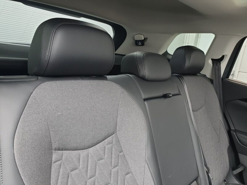 More views of Volkswagen Tayron