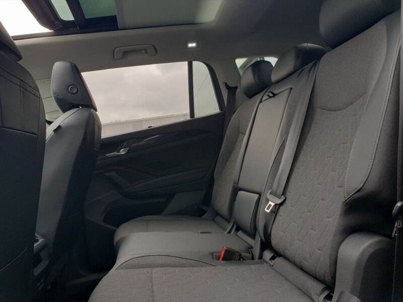 More views of Volkswagen Tayron