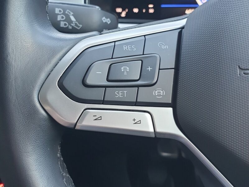 More views of Volkswagen T-Roc