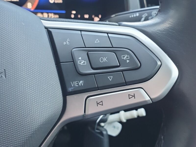 More views of Volkswagen T-Roc