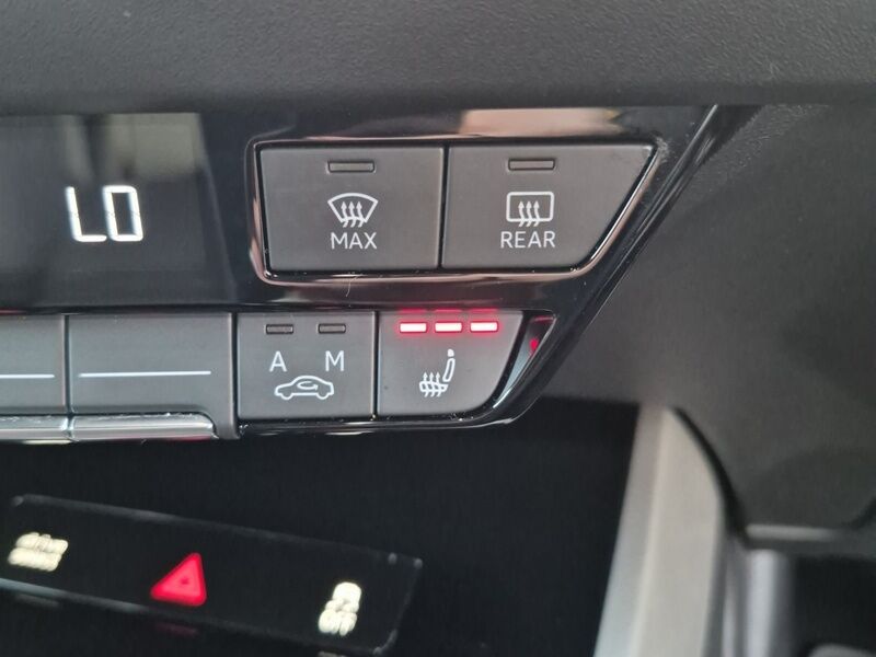 More views of Audi Q4 e-tron