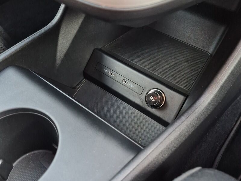 More views of Audi Q4 e-tron