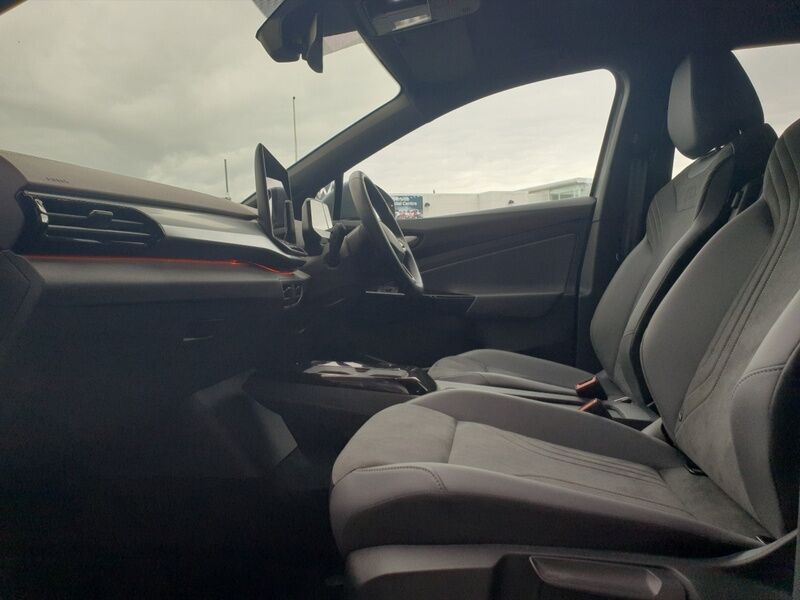 More views of Volkswagen ID.4