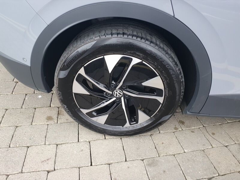 More views of Volkswagen ID.4