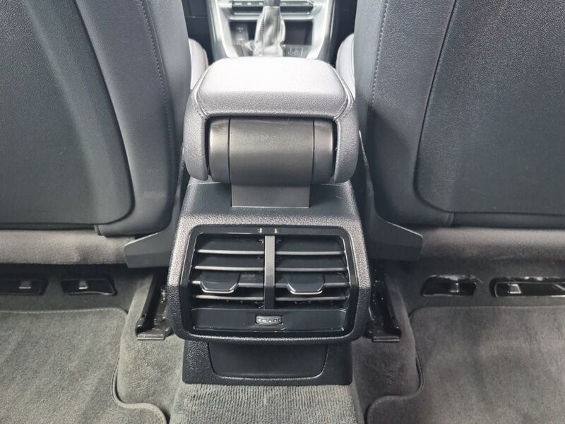 More views of Audi Q3