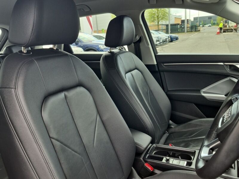 More views of Audi Q3