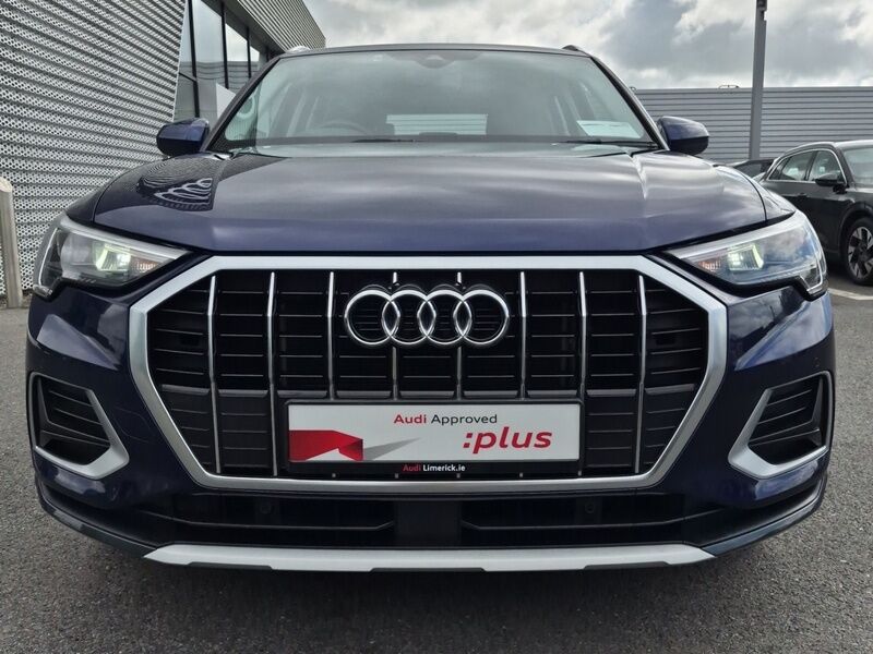 More views of Audi Q3