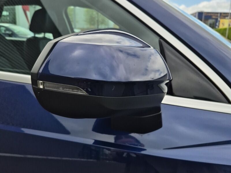 More views of Audi Q3