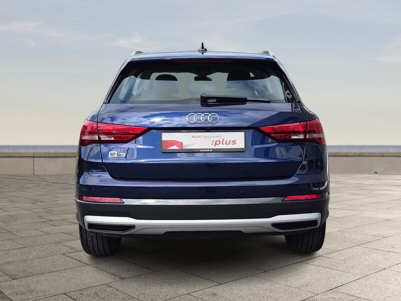 More views of Audi Q3