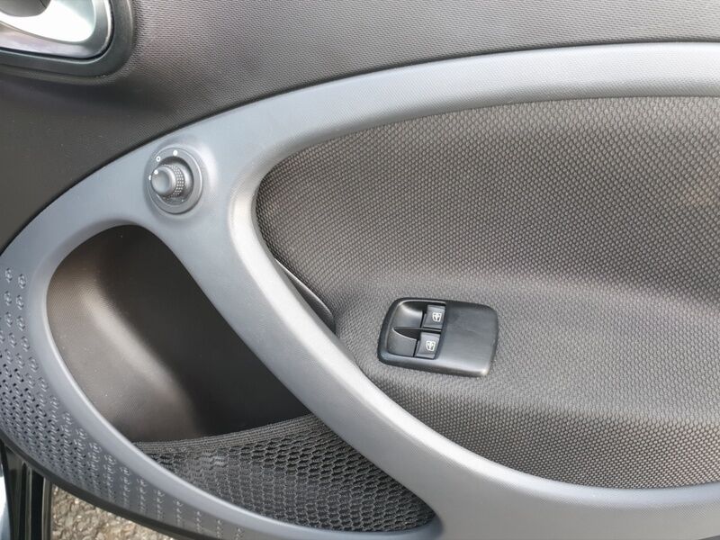 More views of Smart Forfour