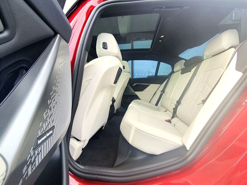 More views of BMW 5-Series
