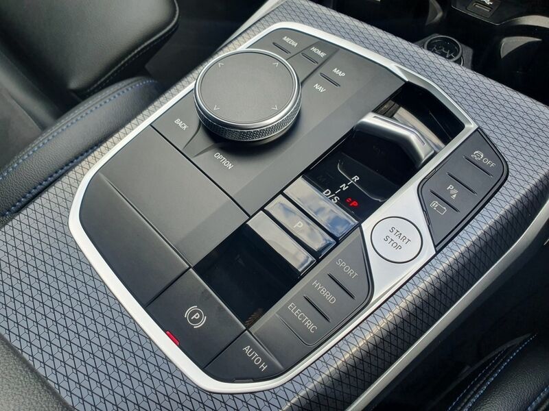 More views of BMW 3-Series