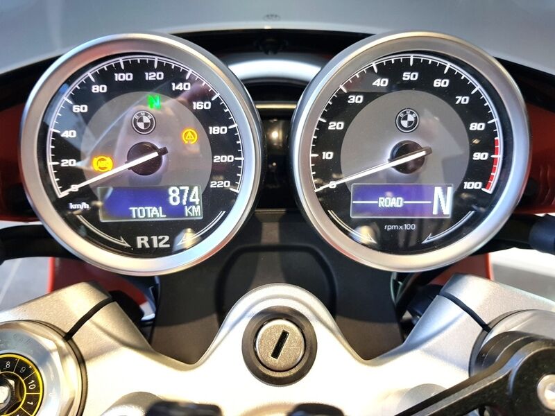 More views of BMW R12