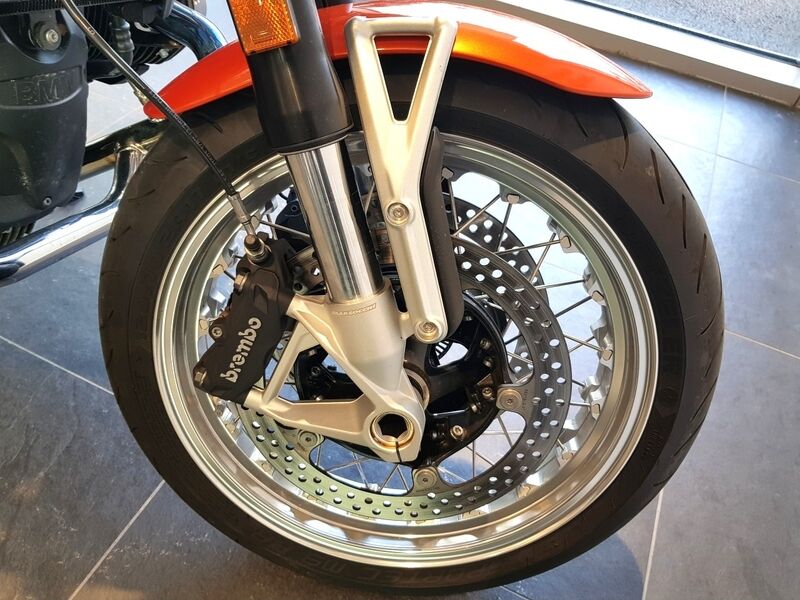 More views of BMW R12
